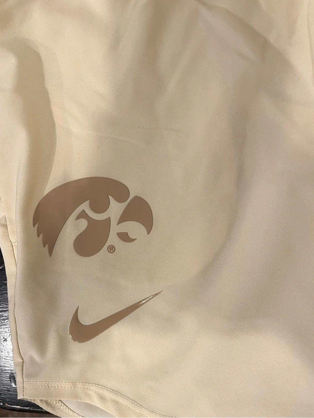 NWT Nike Cream Iowa Hawkeye Dri-FIT Athletic Shorts
